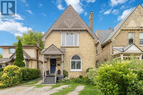 446 Piccadilly Street, London, ON - Outdoor With Facade