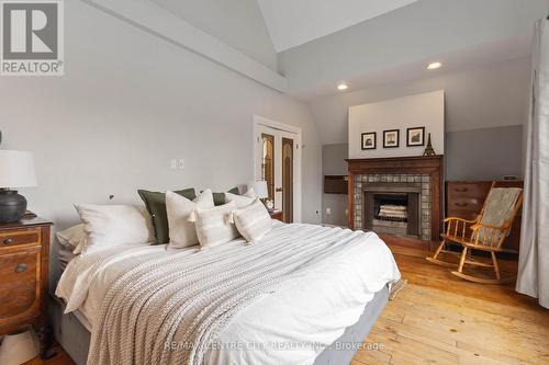 446 Piccadilly Street, London, ON - Indoor Photo Showing Bedroom