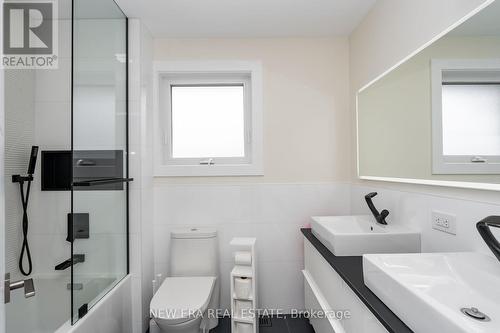 2391 Denise Road, Mississauga, ON - Indoor Photo Showing Bathroom