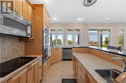 145 Weldon Street, Shediac, NB - Indoor Photo Showing Kitchen With Double Sink With Upgraded Kitchen