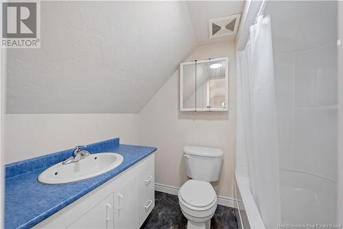 145 Weldon Street, Shediac, NB - Indoor Photo Showing Bathroom