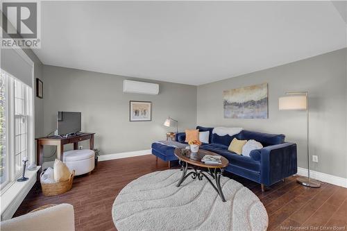 10 Riverview Avenue, St George, NB - Indoor Photo Showing Living Room