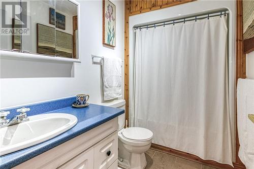 968 Robertson Road, Gore Bay, Manitoulin Island, ON - Indoor Photo Showing Bathroom