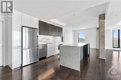 20 Daly Avenue Unit#2205, Ottawa, ON - Indoor Photo Showing Kitchen