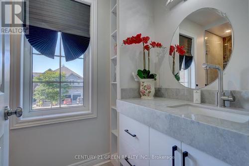 5 Beechmont Drive, Brampton, ON - Indoor Photo Showing Bathroom