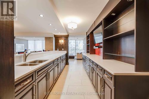 2602 - 330 Ridout Street N, London, ON - Indoor Photo Showing Kitchen With Double Sink