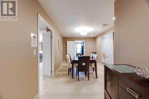 2602 - 330 Ridout Street N, London, ON - Indoor Photo Showing Dining Room