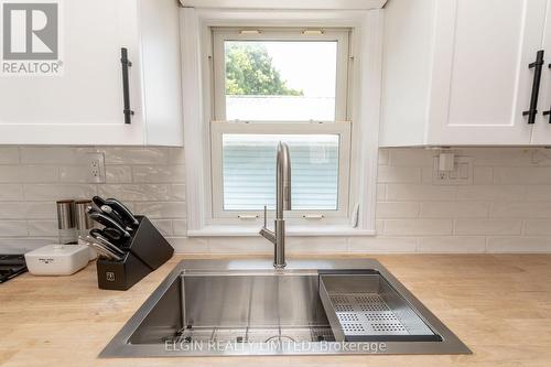 38 John Street, St. Thomas, ON - Indoor Photo Showing Kitchen With Double Sink