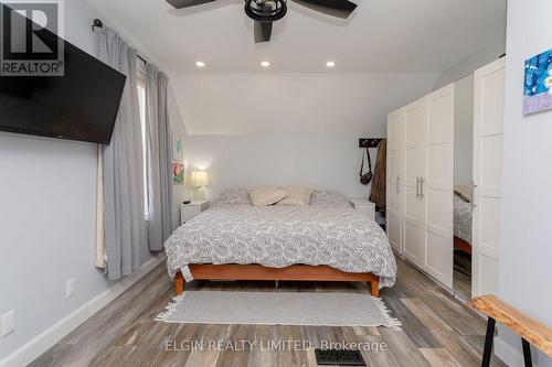 38 John Street, St. Thomas, ON - Indoor Photo Showing Bedroom