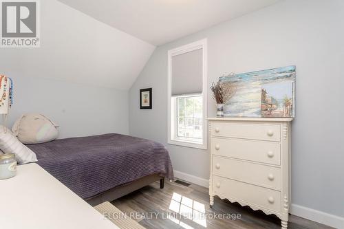 38 John Street, St. Thomas, ON - Indoor Photo Showing Bedroom