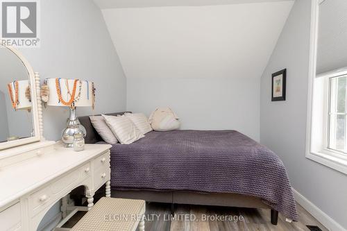 38 John Street, St. Thomas, ON - Indoor Photo Showing Bedroom