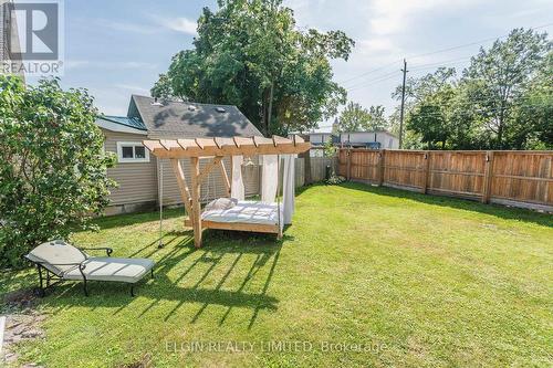 38 John Street, St. Thomas, ON - Outdoor With Backyard