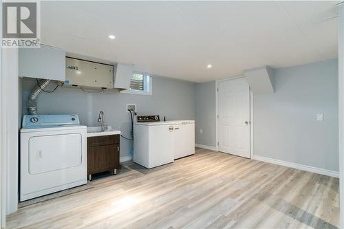 66 Birchwood Crescent, Moncton, NB - Indoor Photo Showing Laundry Room