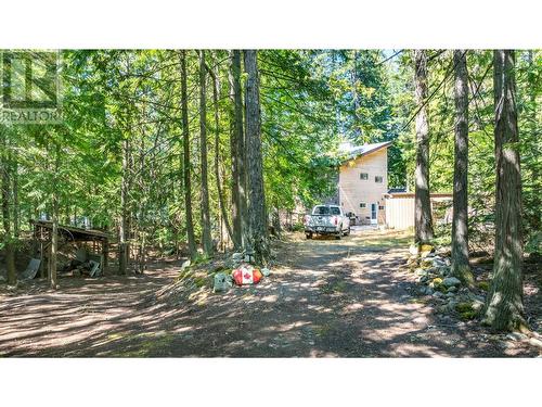 13507 3A Highway, Boswell, BC - Outdoor