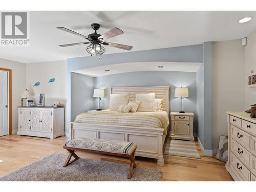 2465 Harmon Road, West Kelowna, BC - Indoor Photo Showing Bedroom