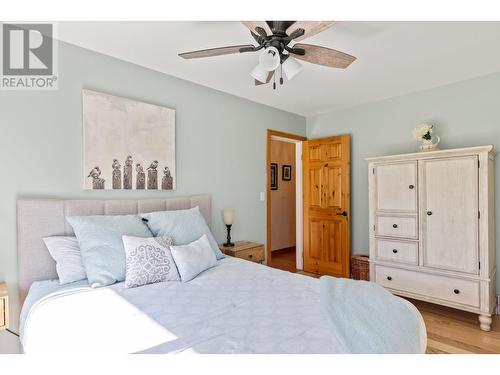 2465 Harmon Road, West Kelowna, BC - Indoor Photo Showing Bedroom