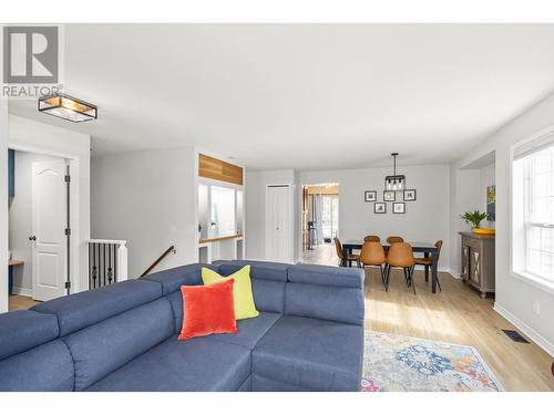 2097 Rose Tree Road Lot# Lot 7, West Kelowna, BC - Indoor Photo Showing Living Room