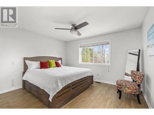 2097 Rose Tree Road Lot# Lot 7, West Kelowna, BC - Indoor Photo Showing Bedroom