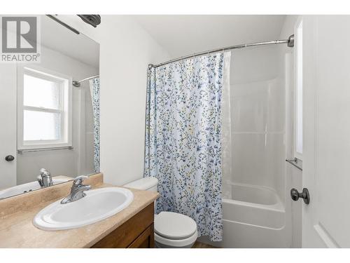 2097 Rose Tree Road Lot# Lot 7, West Kelowna, BC - Indoor Photo Showing Bathroom