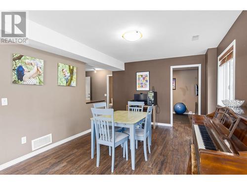 2097 Rose Tree Road Lot# Lot 7, West Kelowna, BC - Indoor Photo Showing Dining Room