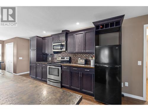 2097 Rose Tree Road Lot# Lot 7, West Kelowna, BC - Indoor Photo Showing Kitchen