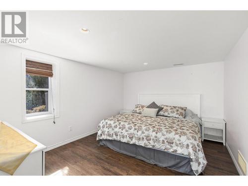 2097 Rose Tree Road Lot# Lot 7, West Kelowna, BC - Indoor Photo Showing Bedroom