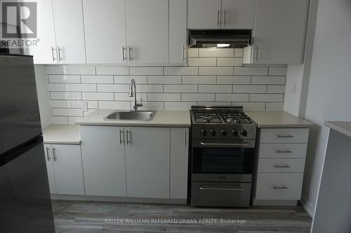 1825 Davenport Road, Toronto (Weston-Pellam Park), ON - Indoor Photo Showing Kitchen With Upgraded Kitchen