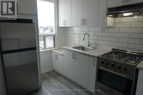 1825 Davenport Road, Toronto (Weston-Pellam Park), ON - Indoor Photo Showing Kitchen With Upgraded Kitchen