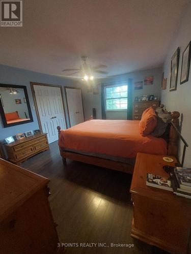 59 Stonehenge Road, London, ON - Indoor Photo Showing Bedroom