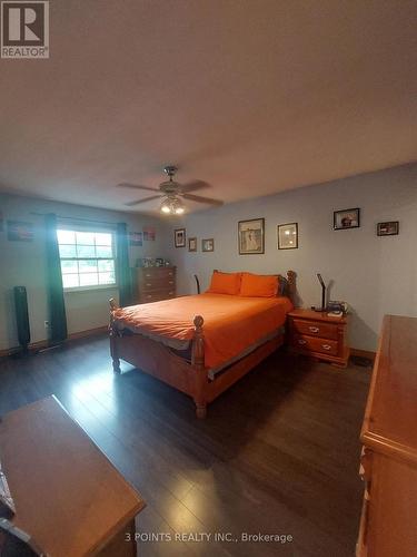 59 Stonehenge Road, London, ON - Indoor Photo Showing Bedroom