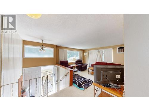 1480 Ponderosa Road, West Kelowna, BC - Indoor