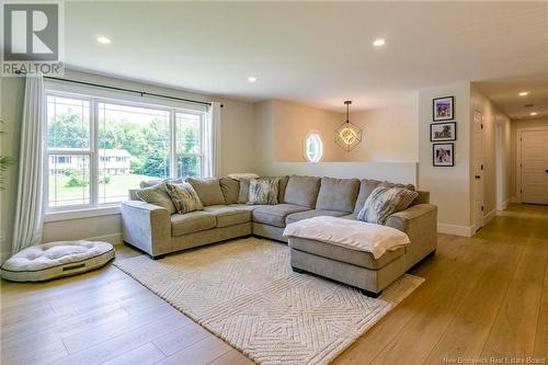 107 Camber Drive, Hanwell, NB - Indoor Photo Showing Living Room