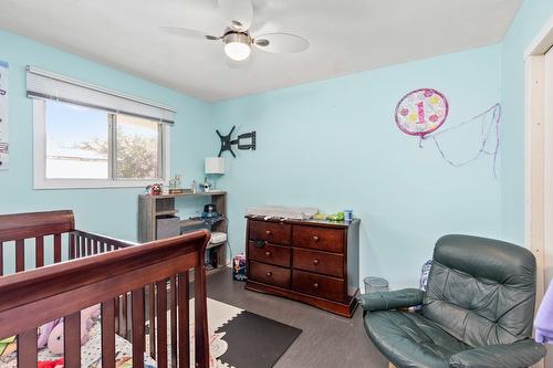 2523 Rhondda Crescent, Kelowna, BC - Indoor Photo Showing Bedroom