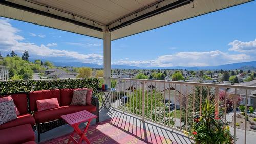 10-820 Mckenzie Road, Kelowna, BC - Outdoor With Deck Patio Veranda With View With Exterior