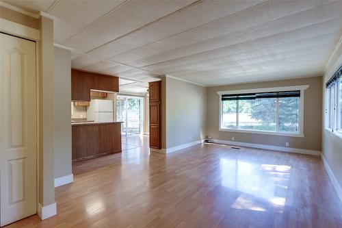 29-3850 Senger Road, Kelowna, BC - Indoor Photo Showing Other Room