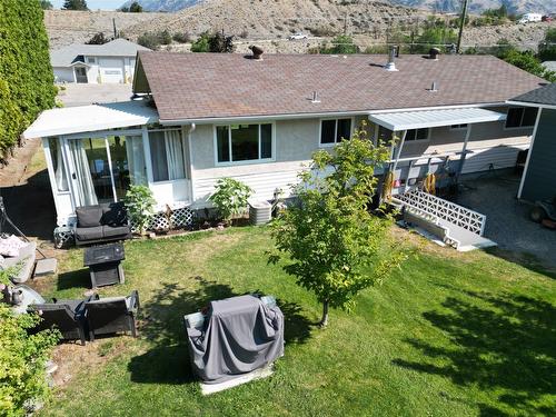 715 6Th Avenue, Keremeos, BC - Outdoor