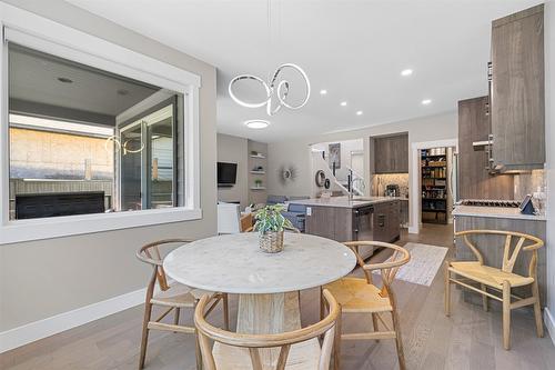 1296 Glenmore Drive, Kelowna, BC - Indoor Photo Showing Dining Room