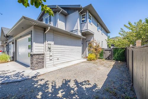 1296 Glenmore Drive, Kelowna, BC - Outdoor