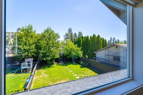 1296 Glenmore Drive, Kelowna, BC - 