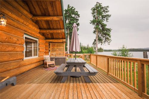 Cabin 10 Hatheume Lake Lodge, Peachland, BC - Outdoor With Deck Patio Veranda With Exterior