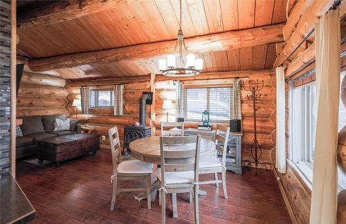 Cabin 10 Hatheume Lake Lodge, Peachland, BC - Indoor Photo Showing Dining Room