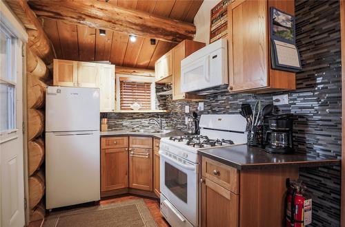 Cabin 10 Hatheume Lake Lodge, Peachland, BC - Indoor Photo Showing Kitchen