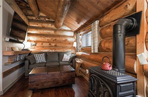 Cabin 10 Hatheume Lake Lodge, Peachland, BC - Indoor Photo Showing Other Room