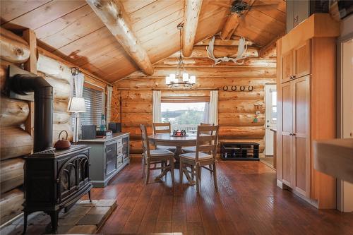 Cabin 10 Hatheume Lake Lodge, Peachland, BC - Indoor Photo Showing Dining Room