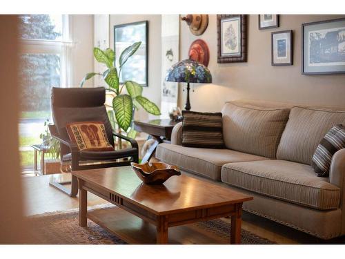 Salon - 103-67 Rue Berlioz, Montréal (Verdun/Île-Des-Soeurs), QC - Indoor Photo Showing Living Room