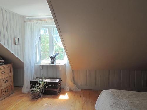 Chambre Ã Â coucher - 1443 Rue Archambault, Sainte-Adèle, QC - Indoor Photo Showing Bedroom