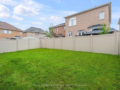 110 Snowling Dr, Ajax, ON - Outdoor With Backyard