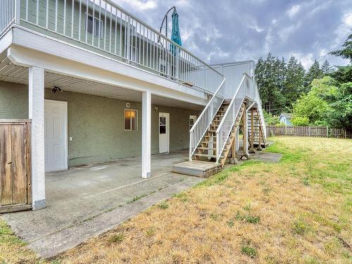 1110-1112 Beaufort Dr, Nanaimo, BC - Outdoor