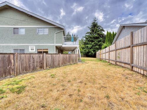 1110-1112 Beaufort Dr, Nanaimo, BC - Outdoor With Exterior