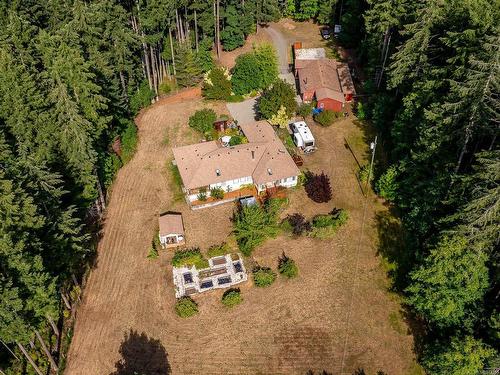 6411 Bishop Rd, Courtenay, BC 